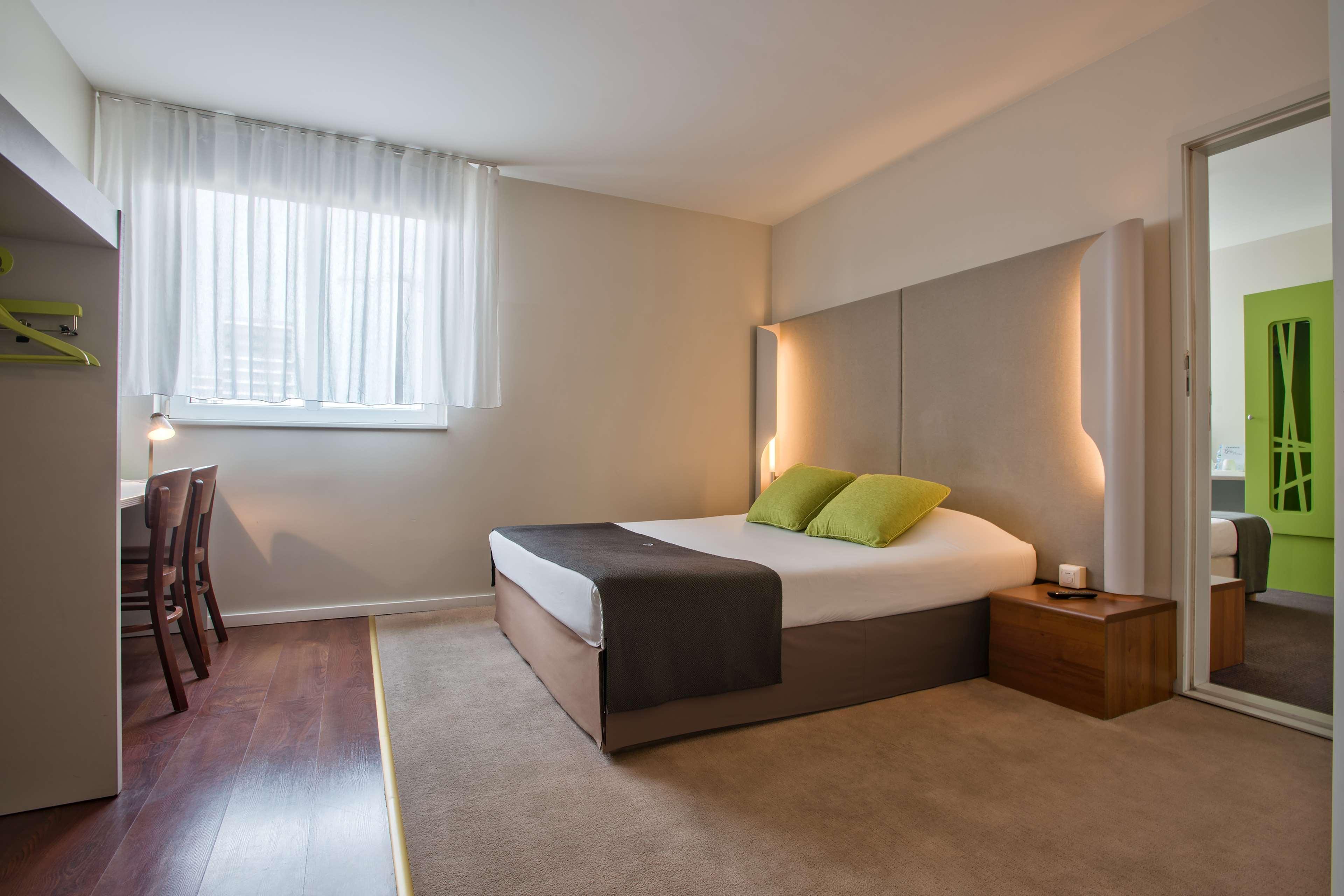 Campanile Lodz Hotel Buitenkant foto